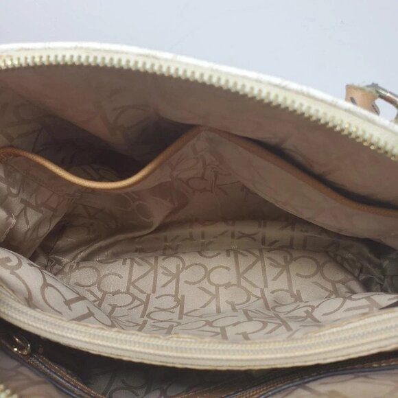 CALVIN KLEIN PURSE - Picture 8 of 12